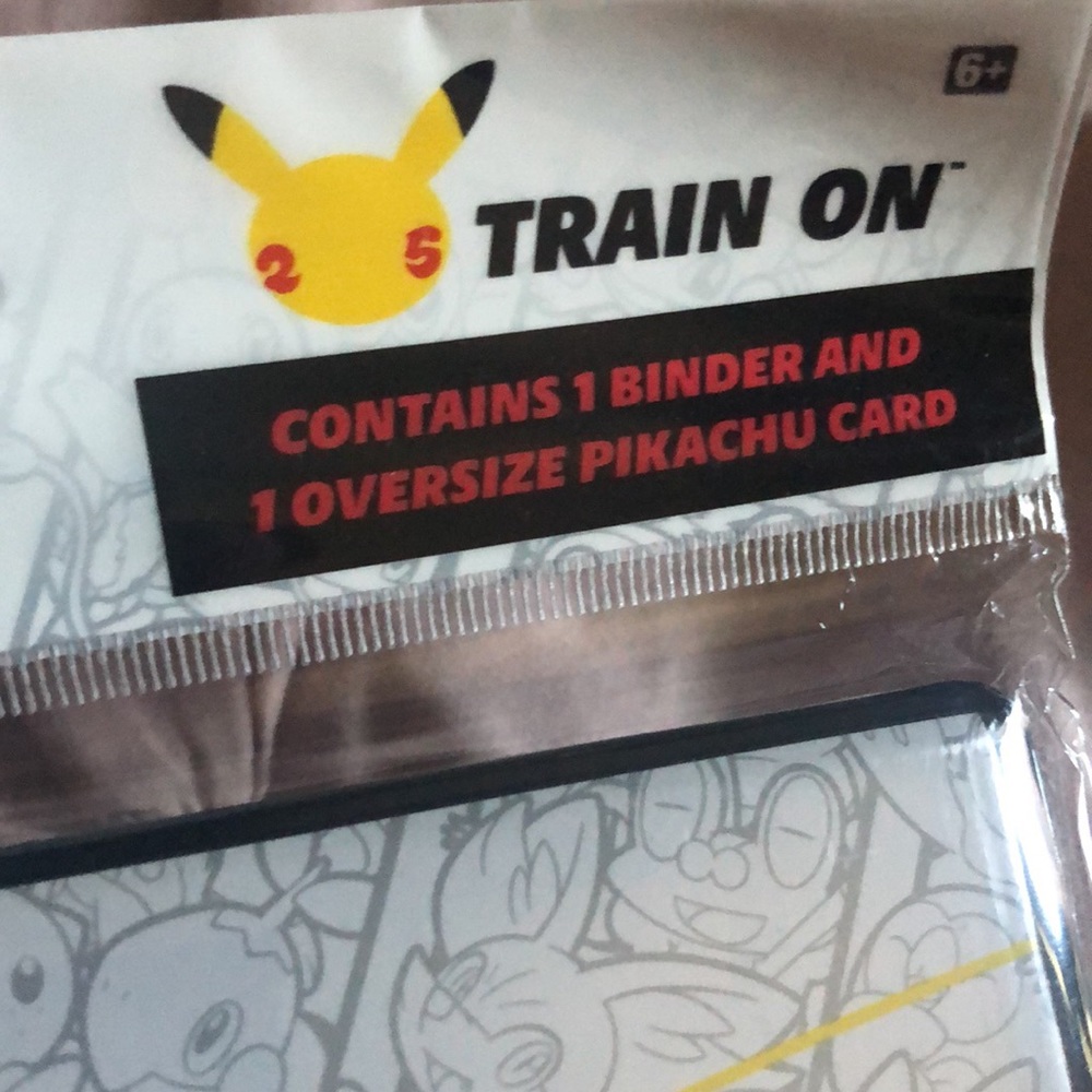 Pokémon collectors binder - Picture 3 of 6